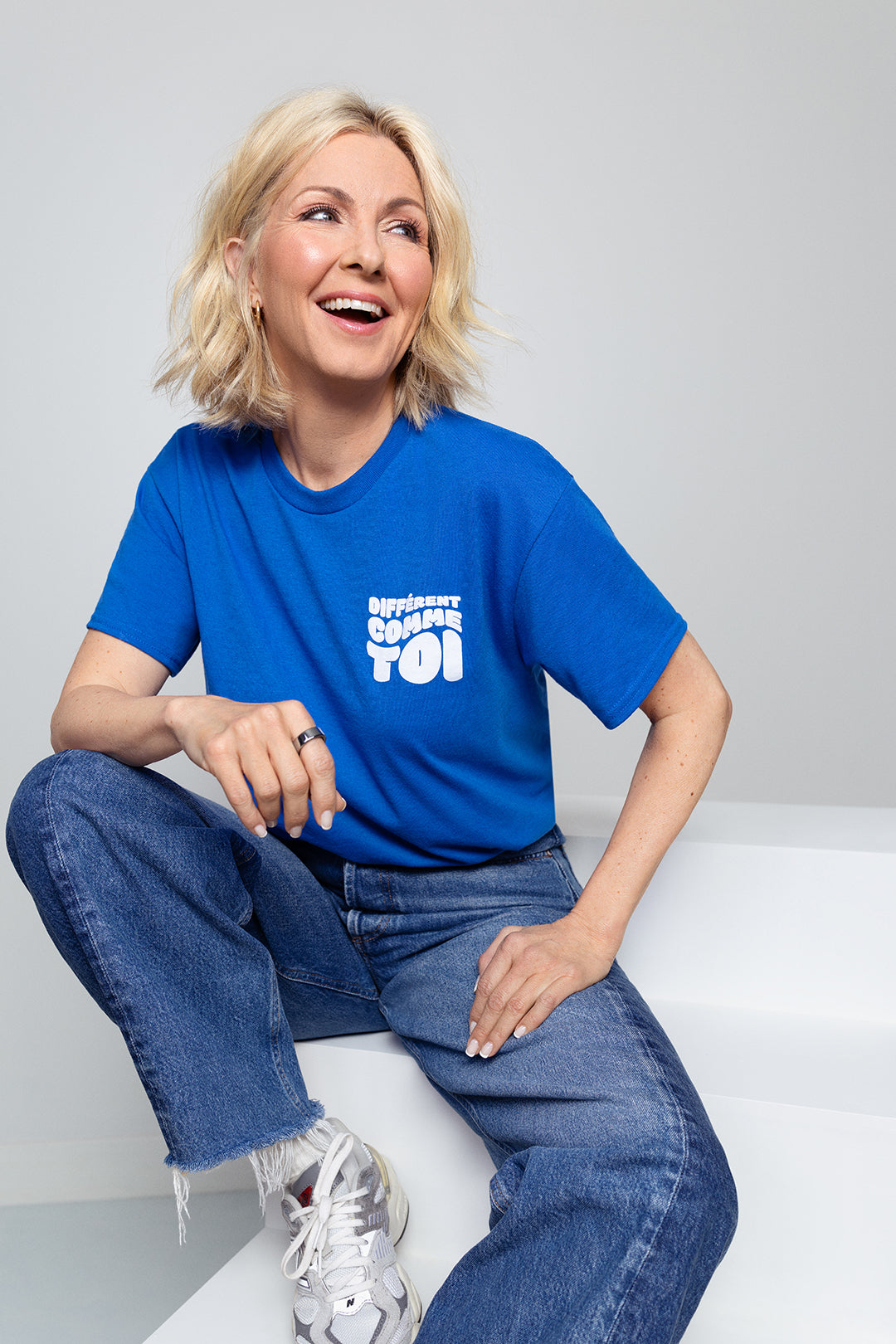 T-shirt col rond Différent comme toi - adulte - bleu royal