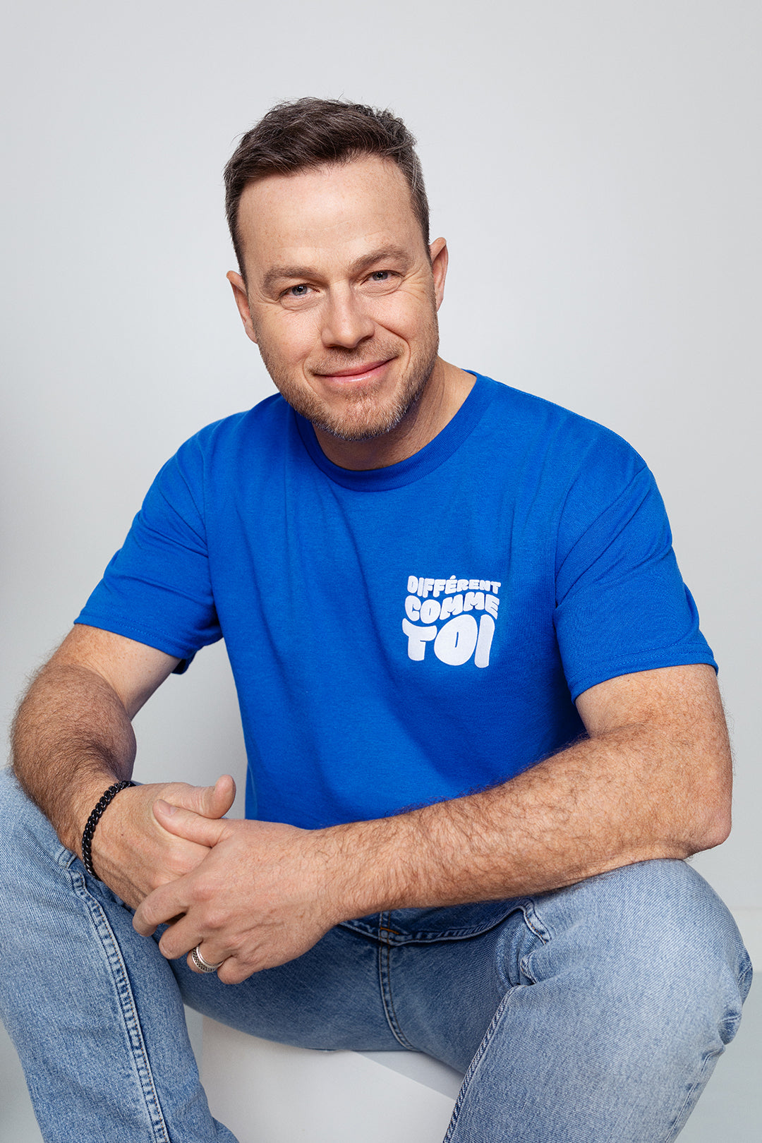 T-shirt col rond Différent comme toi - adulte - bleu royal